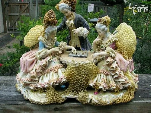 هنرنمایی با کمک زنبورهای عسل!