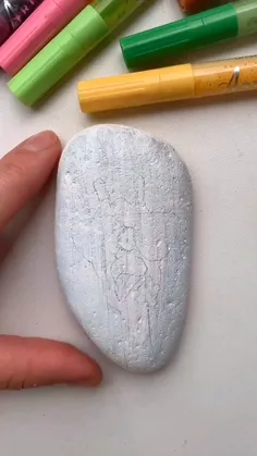 نقاشی روی سنگ 