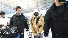 عکس های منتشر شده از جیسو ، جنی و رزی در حال ترک فرودگاه 