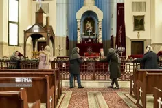 تصاویری از غبارروبی کلیساهای تهران به مناسبت سال نو میلاد