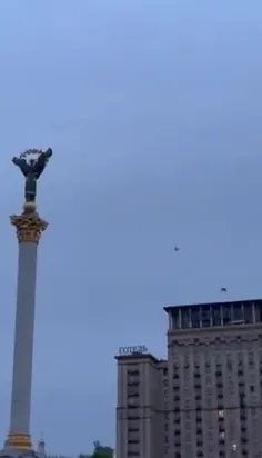 🔺 دیروز اوکراین در حرکتی دشمن شکن یک #پهپاد را در آسمان پ
