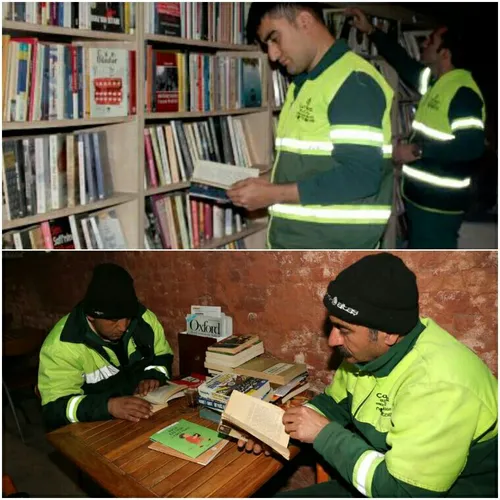 کارگران شهرداری آنکارا، کتاب هایی را که مردم دور انداخته 