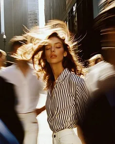 _چشم هایم خیره به چشم های نوزادی ست که تازه به دنیا آمده