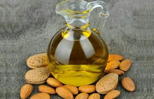 اگر بعد از صرف غذا 3 قاشق روغن بادام شیرین میل شود و تا ی