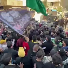 تظاهرات عراقی‌ها در اعتراض به هتک حرمت قرآن در نزدیکی سفا