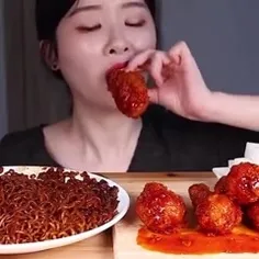 먹방을 좋아하신다면 저를 팔로우하세요🍺