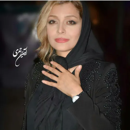 ساره بیات