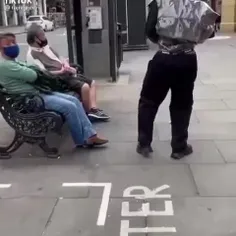 🤣😐