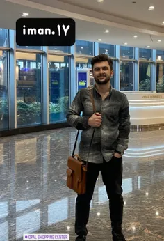 بی نگاه عشق مجنون نیز لیلایی نداشت...                  کا