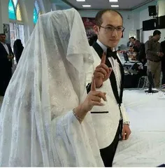 حضور عروس و داماد در پای صندوق های رای در آمل"