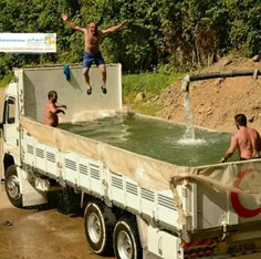 با گرم‌شدن شدید هوا در ترکیه، کارگران ترک کامیون خود رابه