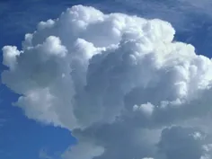 شاید ابرها سبک به نظر برسند ولی یک ابر کومولوس معمولی دار
