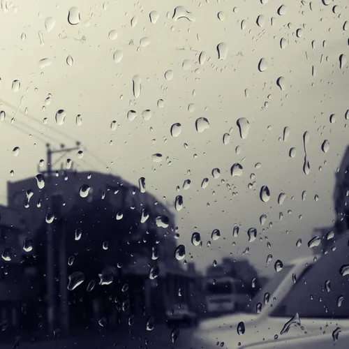 یه روز بارونی و ...
