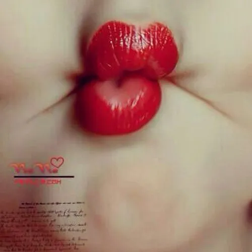 kiss kiss