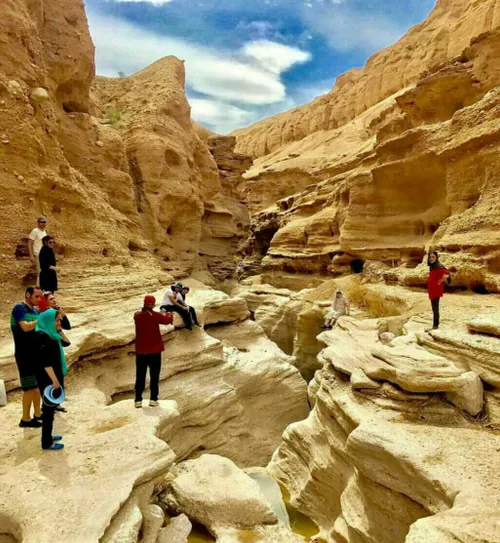 تصویر زیبا همراه با حسی عجیب در کال جنی " دره جن ها" در ط