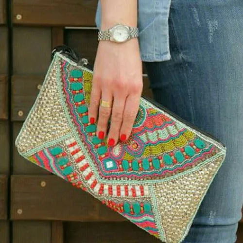 زیباترین کیف دستی های زنانه با طرح سنتی 👛