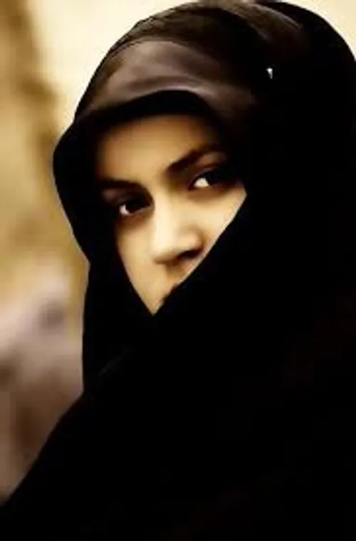 سوال: چرا زنان مسلمان برای حجاب برتر خود ( چادر ) رنگ مشک