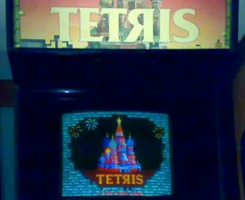 بازی «تتریس» (Tetris) که همان جورچین پازل ها است، خالقی ر