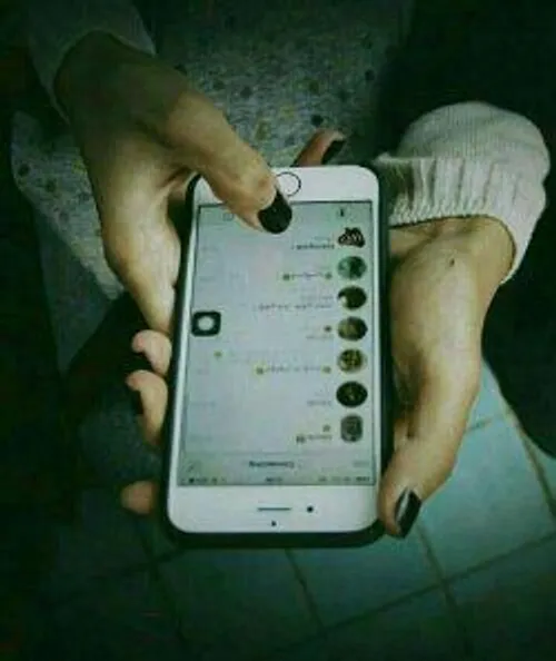 اینجآ دنیاے مَجازیه 📱