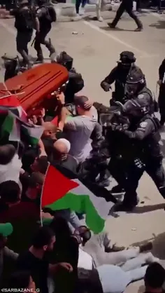 تشییع جنازه خبرنگار مسیحی در فلسطین که بر اثر اصابت گلوله