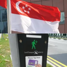 در سنگاپور، عابران پیاده ی مسن می توانند با نزدیک کردن کا