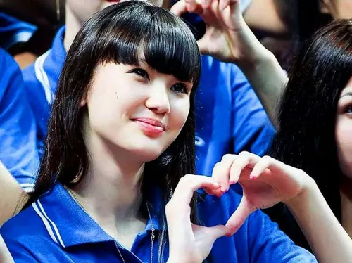 زیباترین دختر والیبالیست قزاقستانی