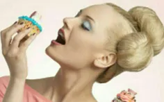 اگر تمایل شدید به خوردن شیرینی دارید ، میتواند نشانه استر