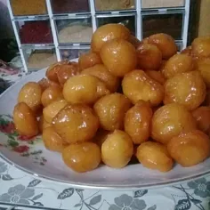 زولبیا ترد و خوشمزه.. 😍😋😍