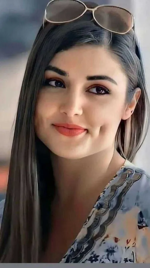 تصاویر جذاب دنی زلزله😍