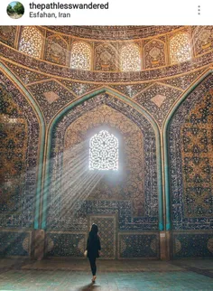جهانگرد لهستانی با انتشار این عکس از اصفهان نوشته: سفر یع