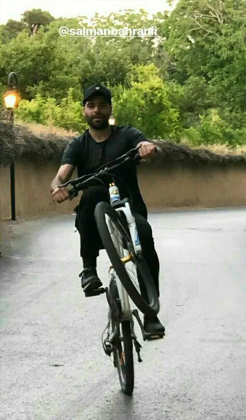 مهدی طارمی🚲