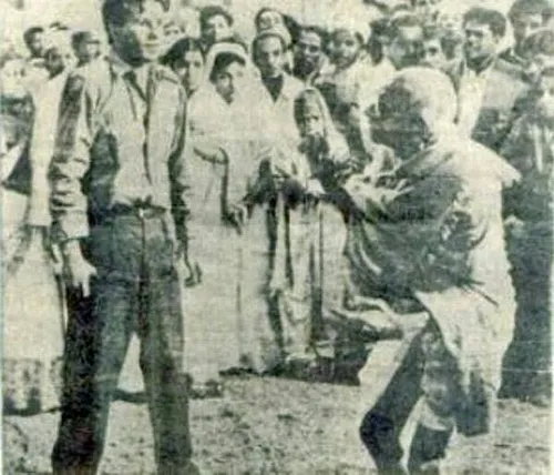 آخرین عکس گاندی که لحظه ترور او را در سال ۱۹۴۸ نشان می ده
