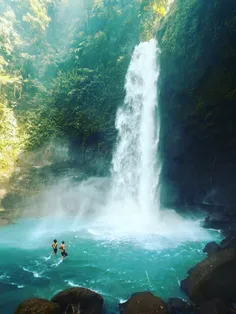 آبشار- زیبا- شگفت انگیز