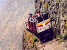 یکی از خطرناک‌ترین ریل‌های قطار در دنیا: