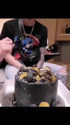 هعییییی الان پول داریم ولی کیک نداریم 🦦😀