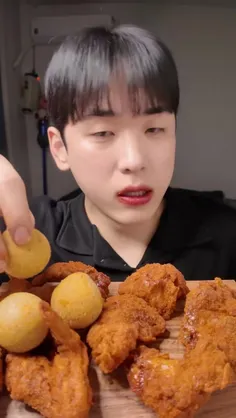 اگه از اکسپلور میای فالوم کن که کلی پستای جدید تو راهه🤍🎀