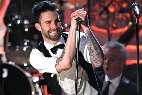 adam.levine maroon5😃 😍