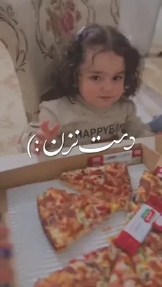 واکنش دخترا وقتی بحث خوراکی باشه🤣