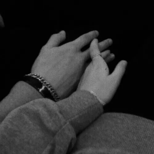 عشقم دستاتو از دستام جدا نکن