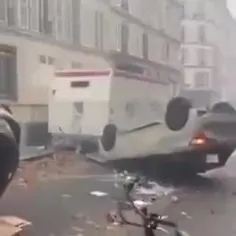 فرانسه غرق در اشوب. 