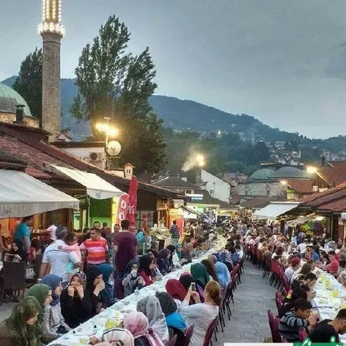 افطار عمومی شهر سارایوو قسمت اروپای اسلامی