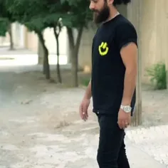 مثلاً تو کلاس آنلاین هستم 🤦🤪