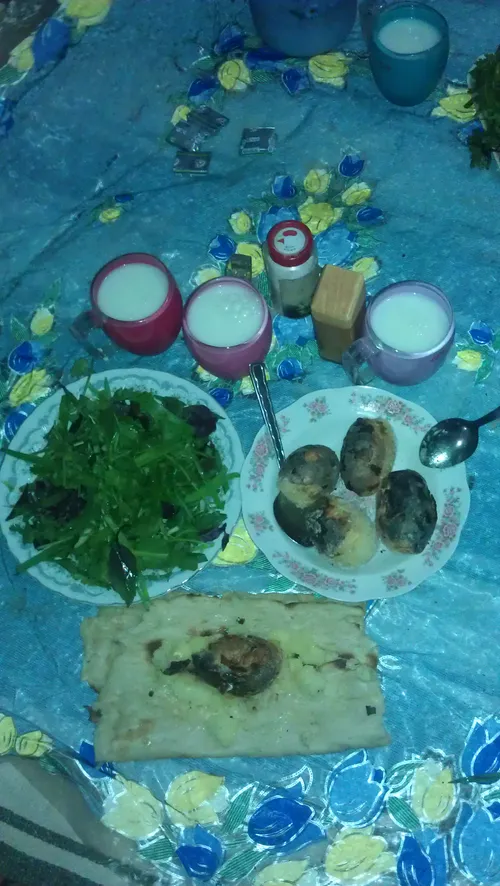 دوستای گل ویسگونی بفرمایین سیب زمینی تنوری و نون سنگک و س