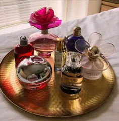 آیا عمر ‌مفید مایع عطر به جنس محفظه عطر هم مربوط می شه