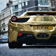 Gold Ferrari 458