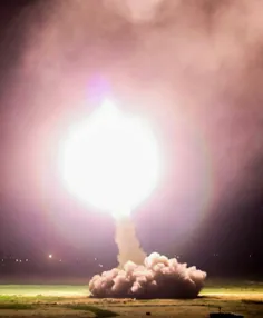 💢 عکسی زیبا و #بااقتدار ازلحظه شلیک موشک‌های زمین به زمین