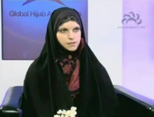 "لیلا حسین زن یهودی تازه مسلمان شده از حجاب می گوید"
