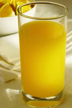 اینم یه لیوان آب پرتقال خنک واسه دوستان ویسگونی