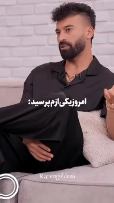 تو شخص مورد علاقه منی:))))).. 