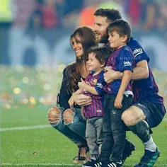 beautiful family 🙊